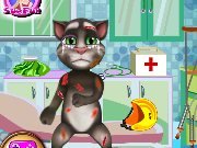 Talking cat Tom at the doctor game