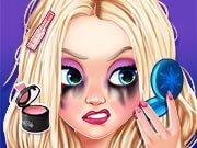 Game From Messy to Classy: Princess Makeover